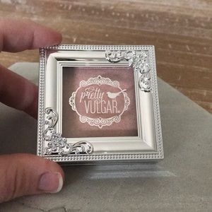 PRETTY VULGAR Shimmering Swan Highlight NWOB